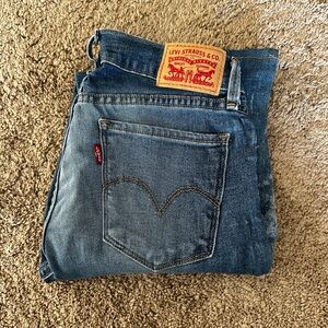 Levi’s Super Skinny Jeans - Size 26